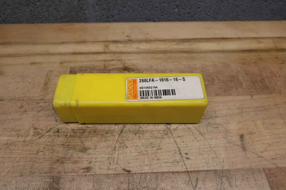 Sandvik 266LFA-1616-16-S | Rectangular Shank Tool for Threading 16mm