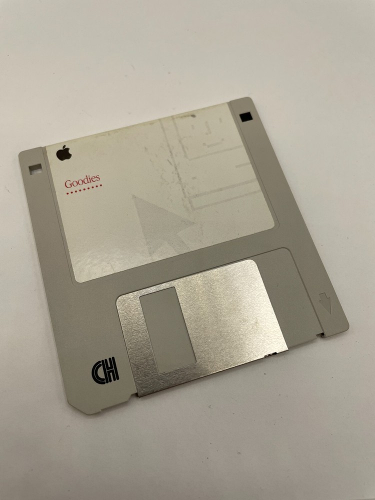 Vintage Apple Goodies Disk | 1994