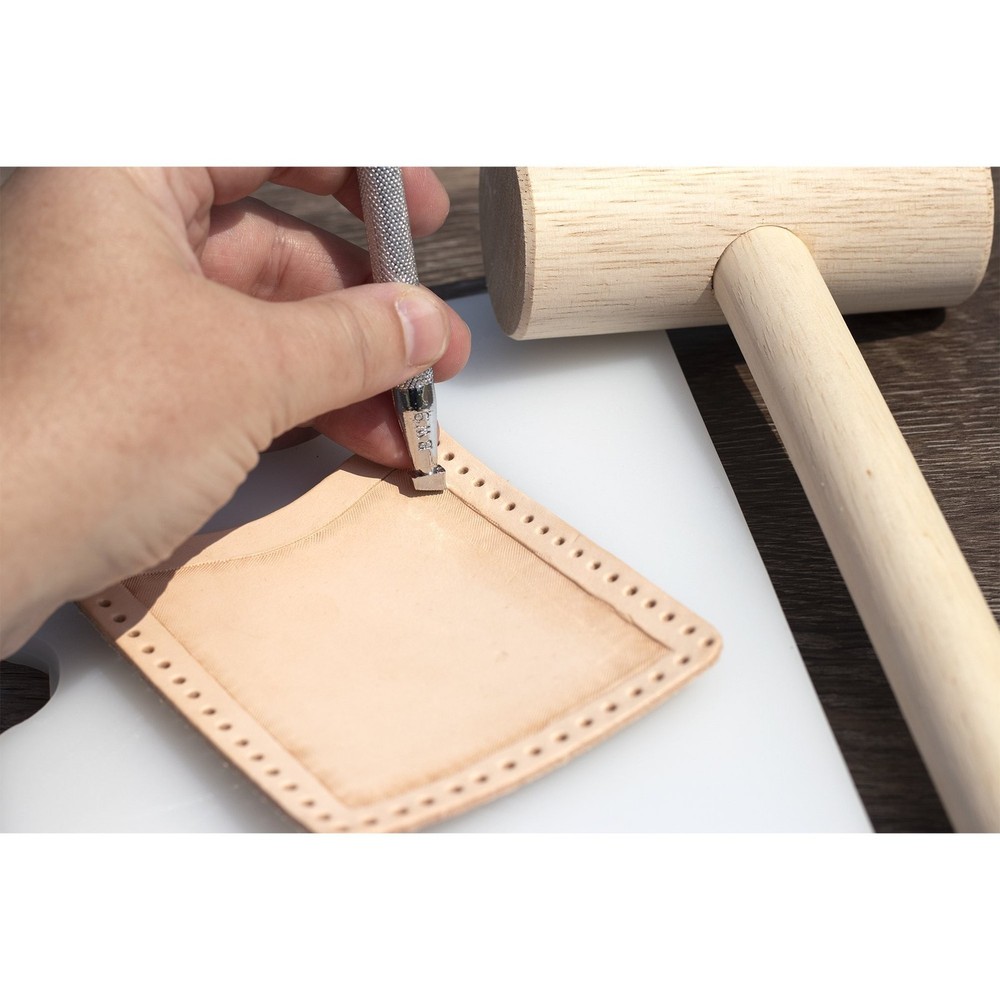 Realeather Basic Leather Craft Starter Kit - Basic Tools and Leather to Make ...