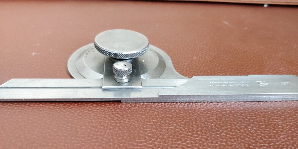 Brown & Sharpe 599-493-6 6" IMPROVED BEVEL PROTRACTOR,