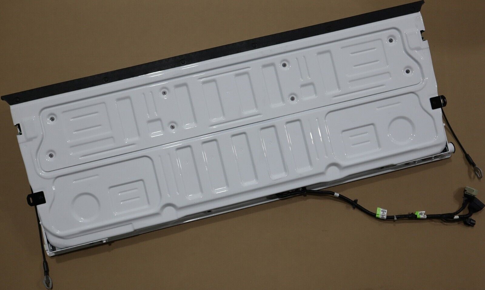 23-26 SUPER DUTY WHITE Tailgate Truck New Take Off F250 Ford Paint Tail Gate OEM