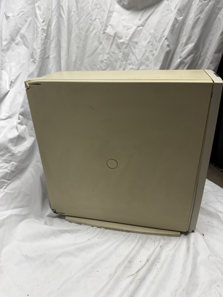 Vintage Dell Dimension XPS D300 desktop computer