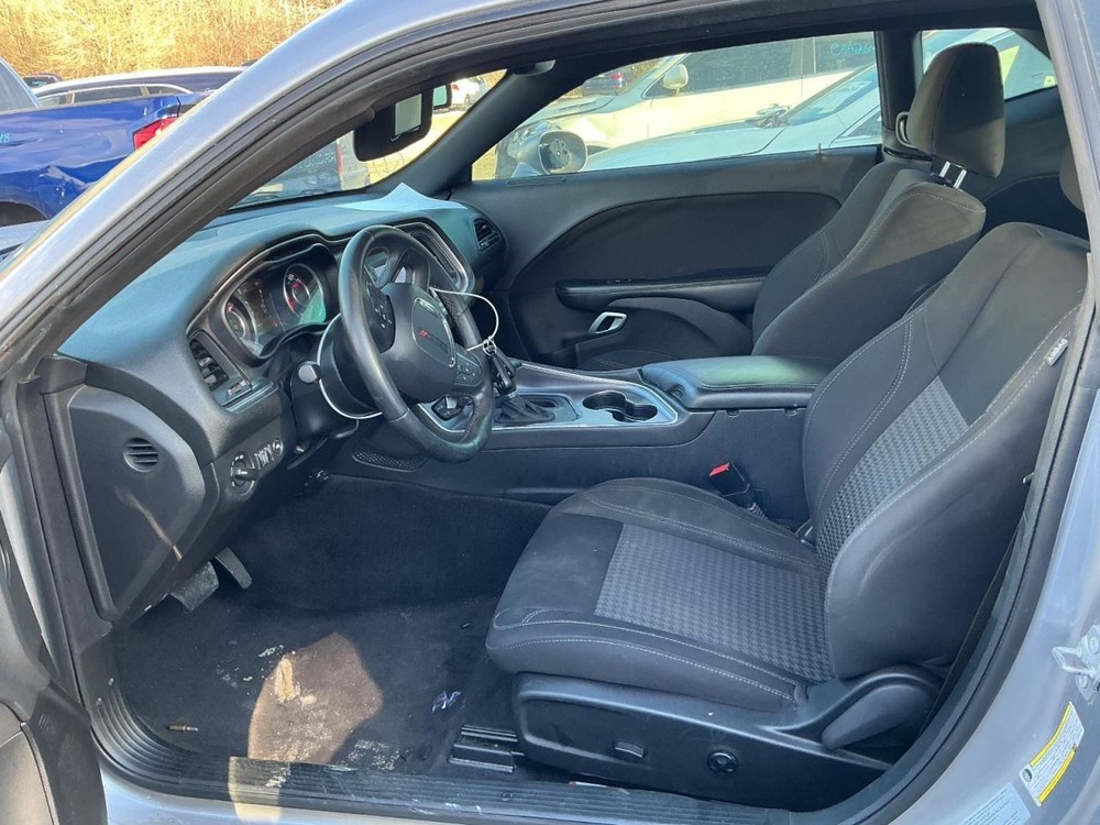 CHALLENGE 2016 Glove Box 4955480