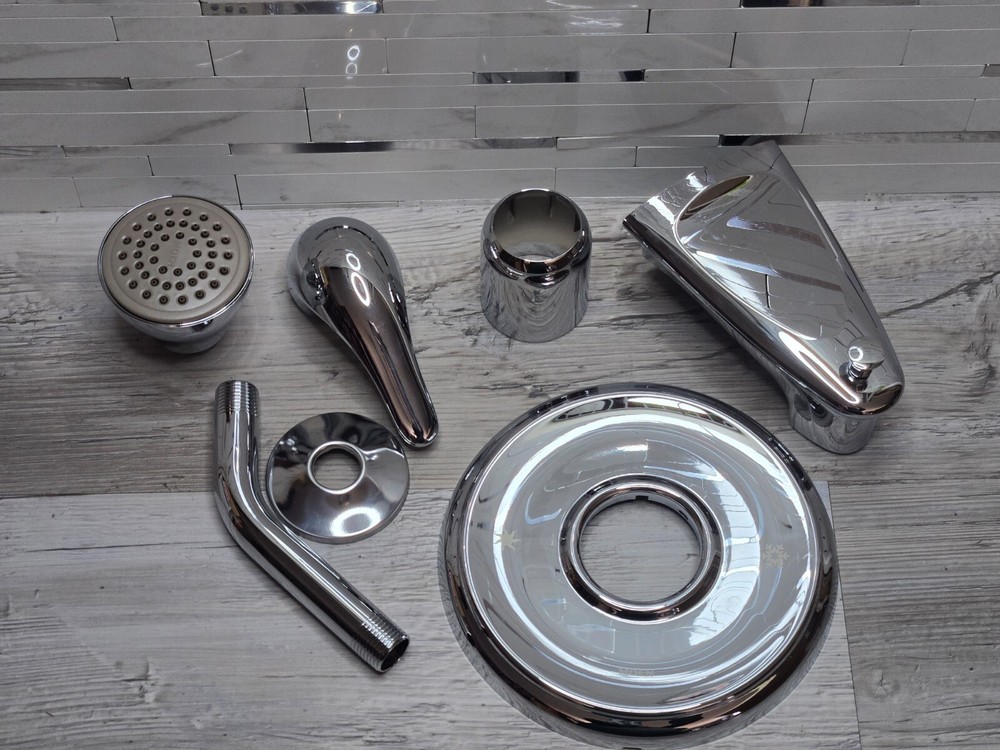 Moen Legend Single Function Valve Trim Only with Single Lever | Chrome | UTL172