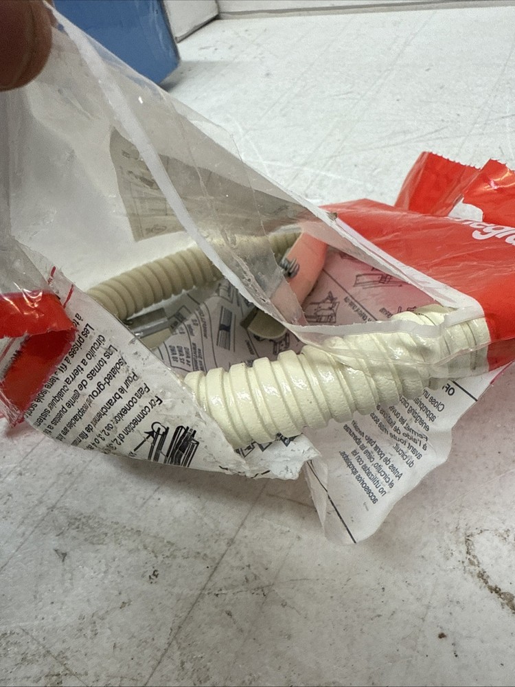 Wiremold V5700F Conduit Section
