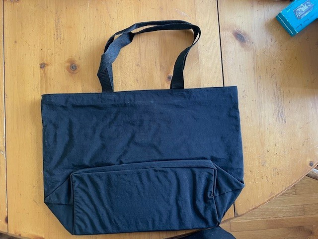 Walt Disney World Character Large Tote Shoulder Bag Mickey Mouse, Black