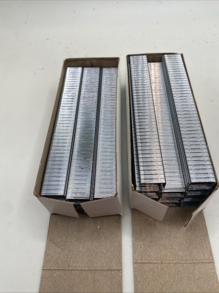 Ginns Standard Staples 1-088201