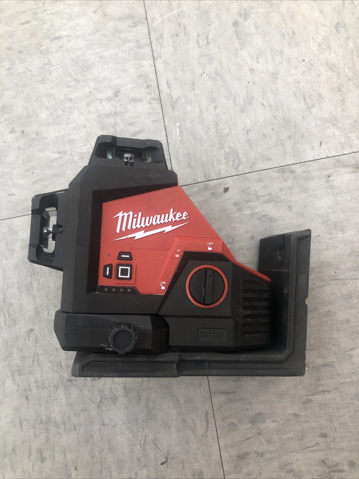 Milwaukee 3632-20 M12 Green 360 Degree 3-Plane Laser