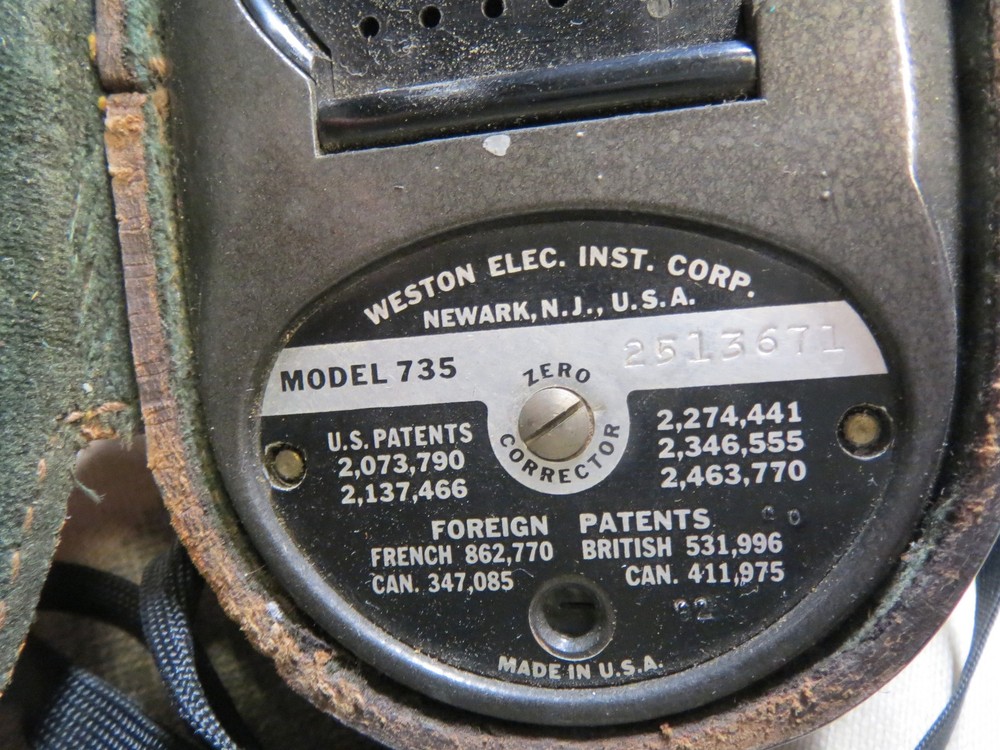 Vintage Weston Master II UNIVERSAL EXPOSURE METER Model 735 With Case