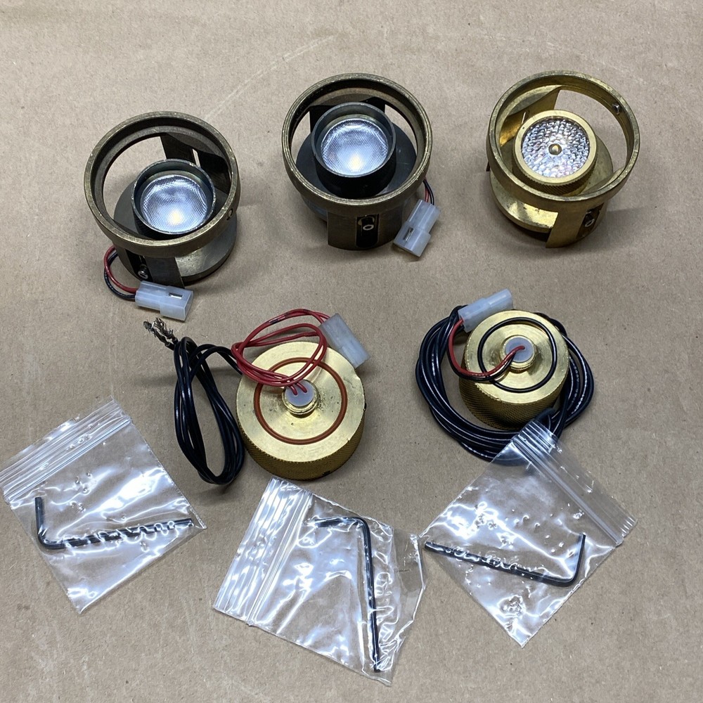 SHOW CASE LIGHTING 3 MODULE LIGHTS # 13881 & 2 DRIVERS
