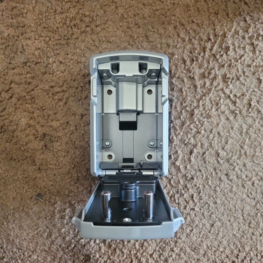 Master Lock Bluetooth Lock Box, Electronic - Wall Mount Key Safe - 5441EC