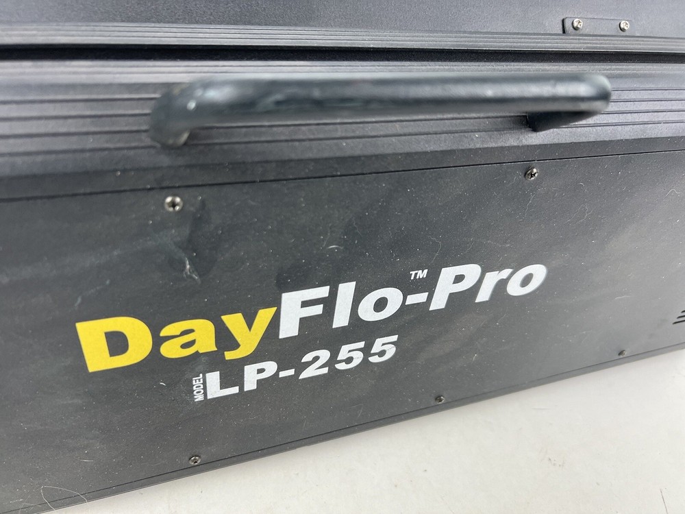 Dayflo-Pro LP-255 Fluorescent Studio Photography Light Continuous Barn Doors