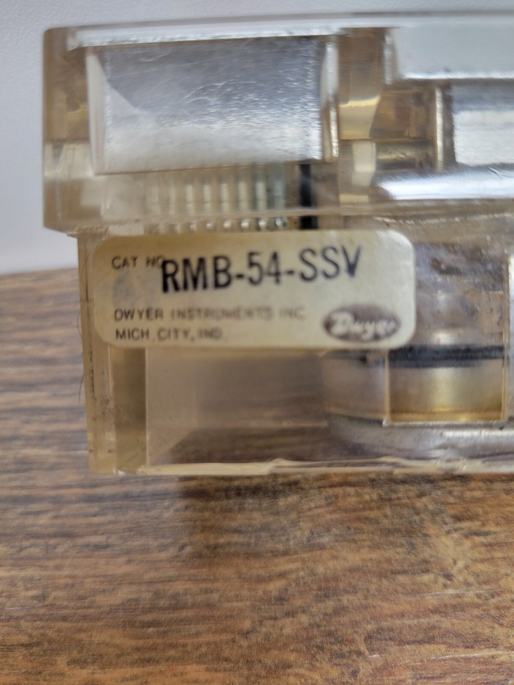 Dwyer RMB-54-SSV Rate-master Variable Area Flow Meter 20-200 SCFH Air Flowmeter