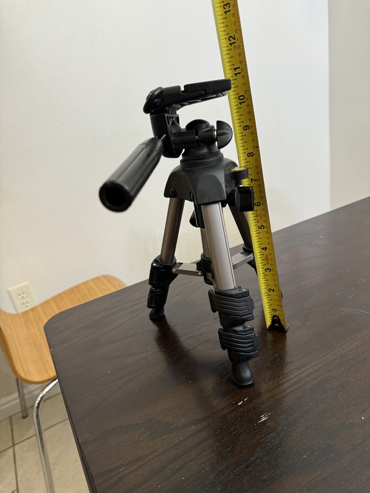 Vanguard Mars 1 Expandable Tripod Mini & Sturdy. Great Condition