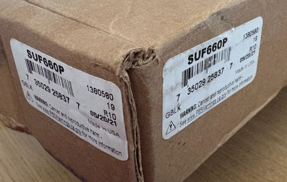 Peerless Universal Ultra-Thin Flat Wall Mount (P/N: SUF660P)