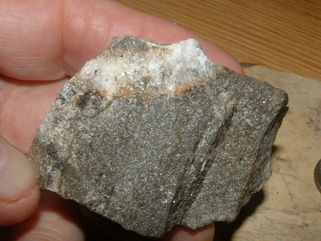 NATURAL GOLD QUARTZ SPECIMEN 99.8 GRAMS RANDSBURG CALIFORNIA