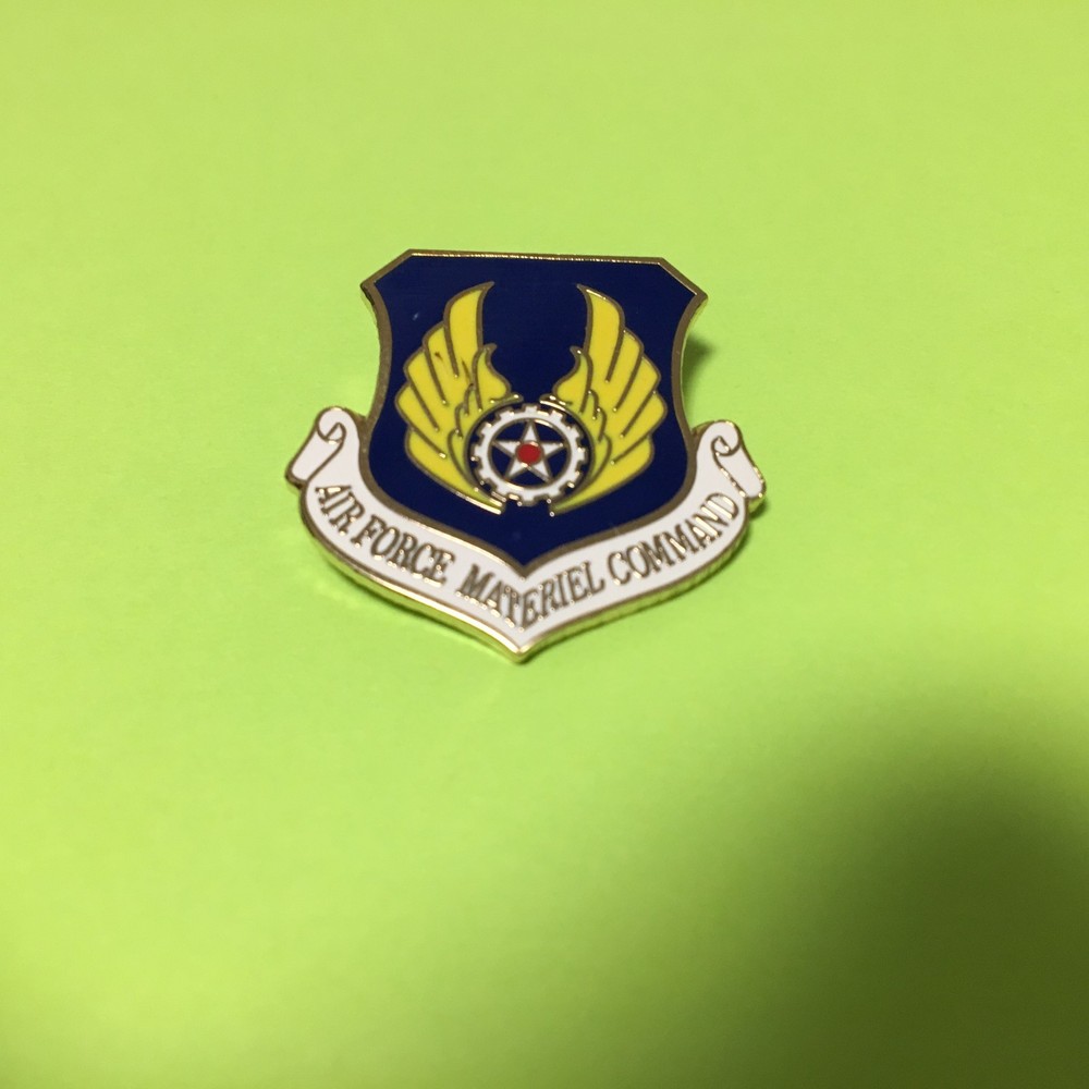 USAF MATERIAL COMMAND HAT PIN