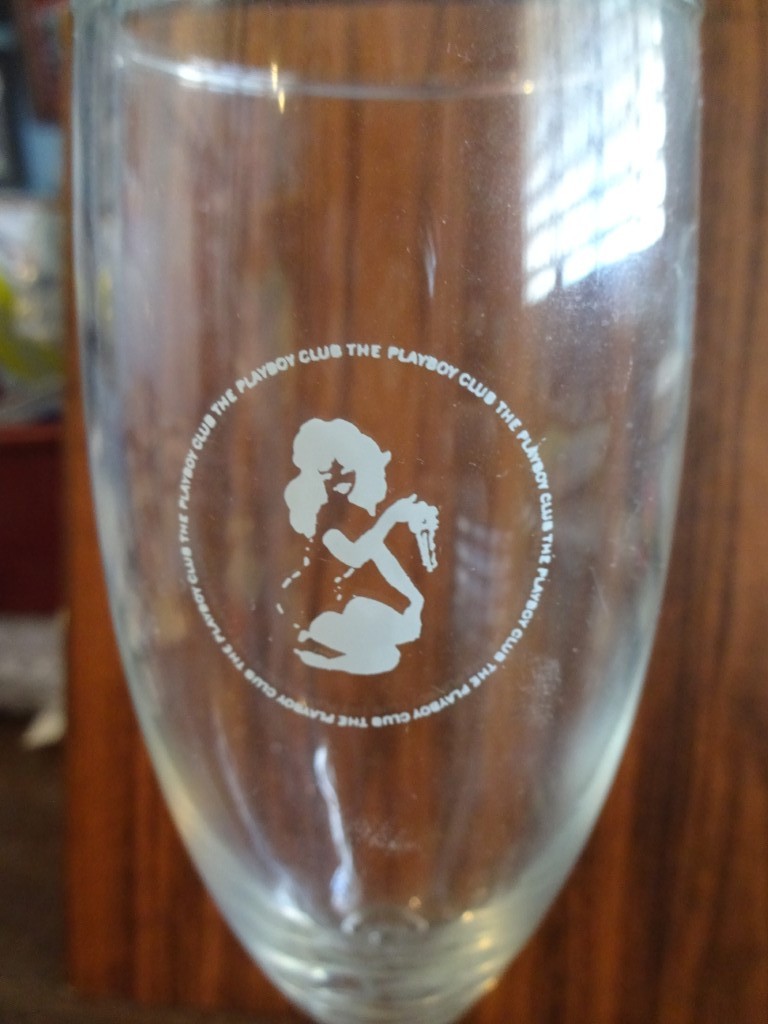 PLAYBOY CLUB CHAMPAGNE GLASS WITH FEMLIN PRINT DESIGN HUGH HEFNER BUNNY