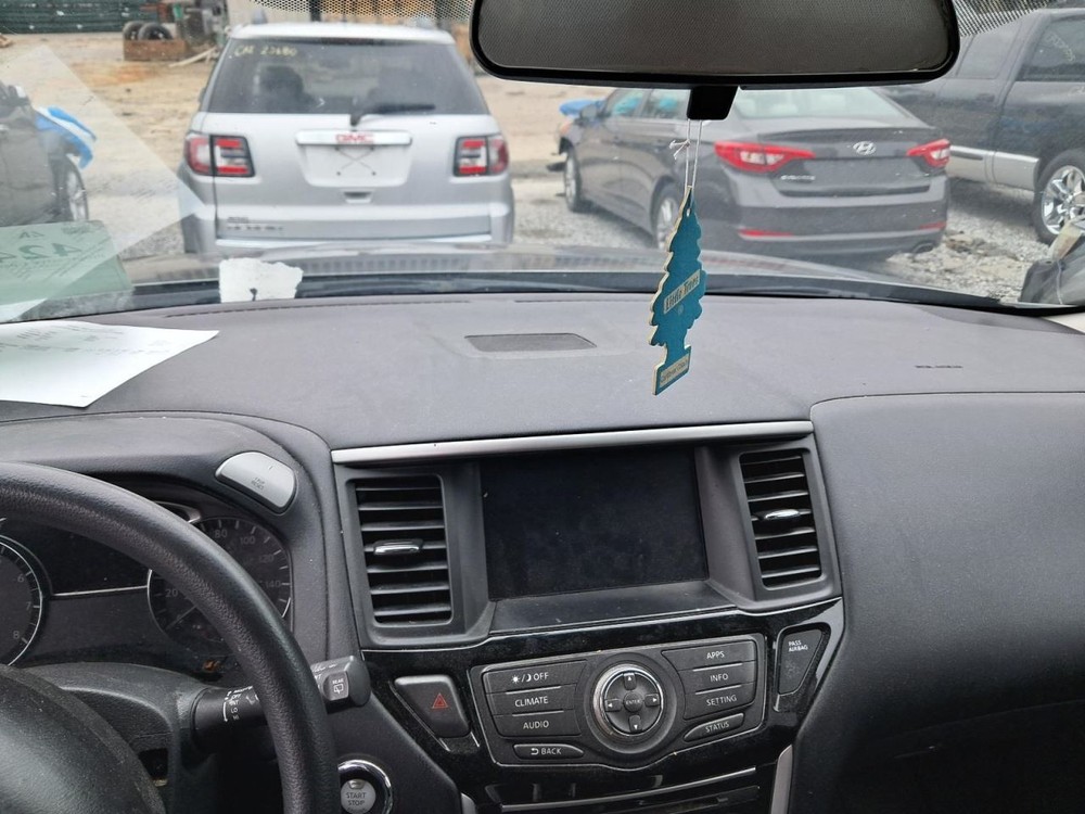 PATHFINDR 2017 Glove Box 4803436