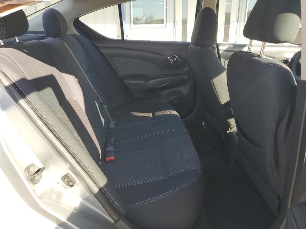 VERSA 2014 Glove Box 4914935