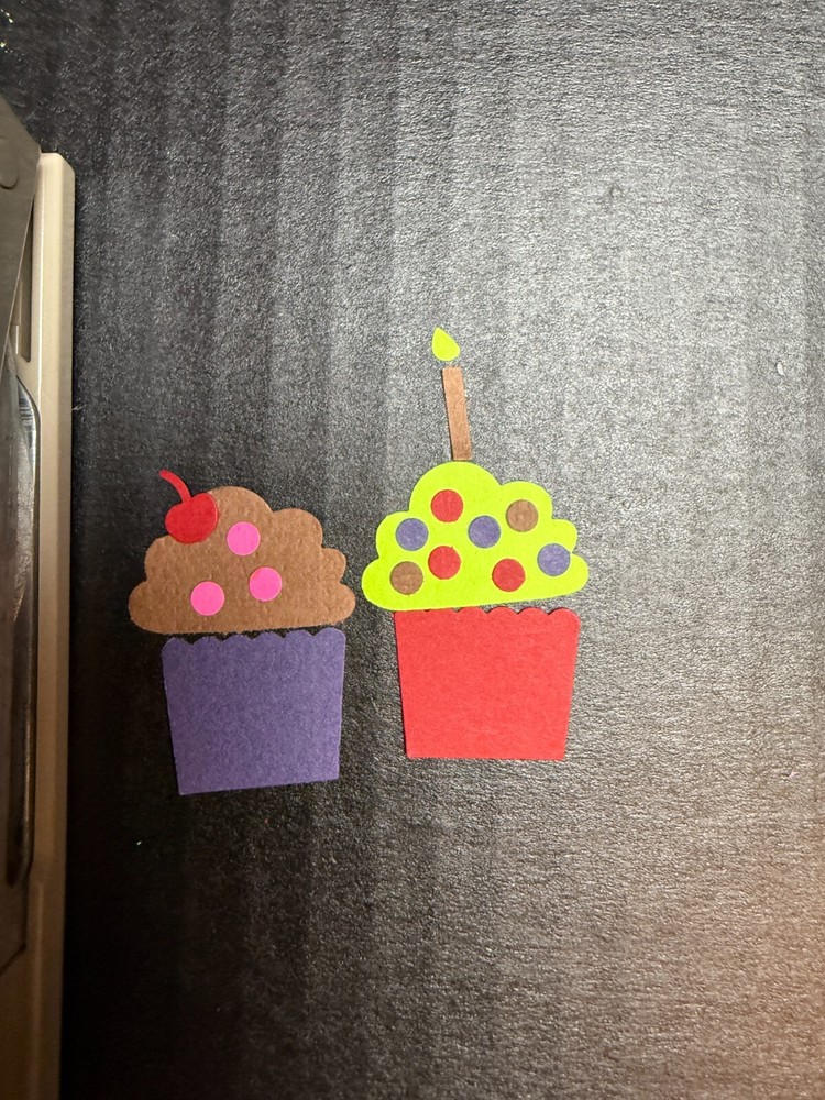 Stampin Up! Cupcake Builder Classic Paper Punch Slim Locking