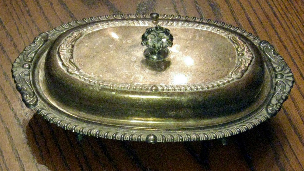 SHERIDAN Covered Butter Dish with feet 9" long Very Ornate Vintage Silverplated