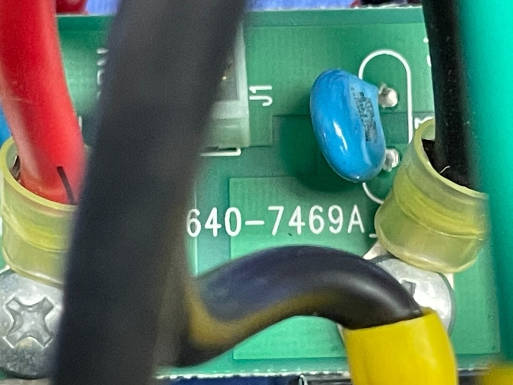 APC 2-Plug 3-Switch Power Distribution Panel - Overstock - Excellent Condition