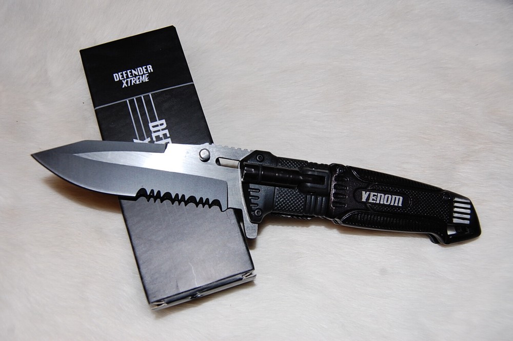Defender Xtreme Black Assisted Opening Flashlight Knife - Built in Mini Light