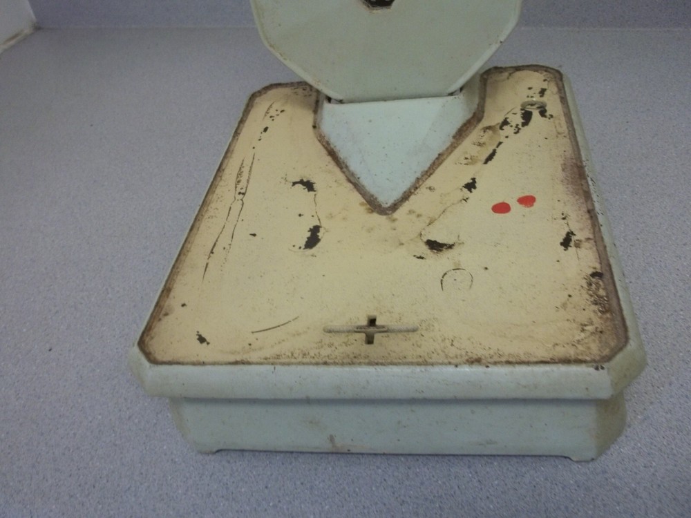 Detecto Lowboy scale Vintage Antique bath scale