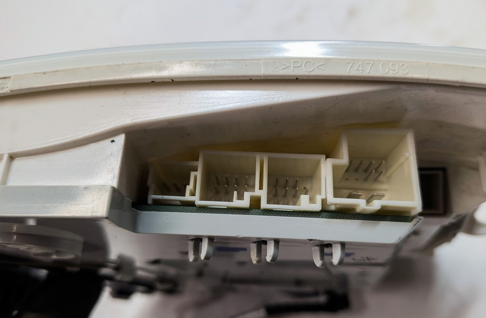 2015 MERCEDES E400 CONV A207 FRONT INTERIOR DOME MAP READING LIGHT LAMP (Beige)