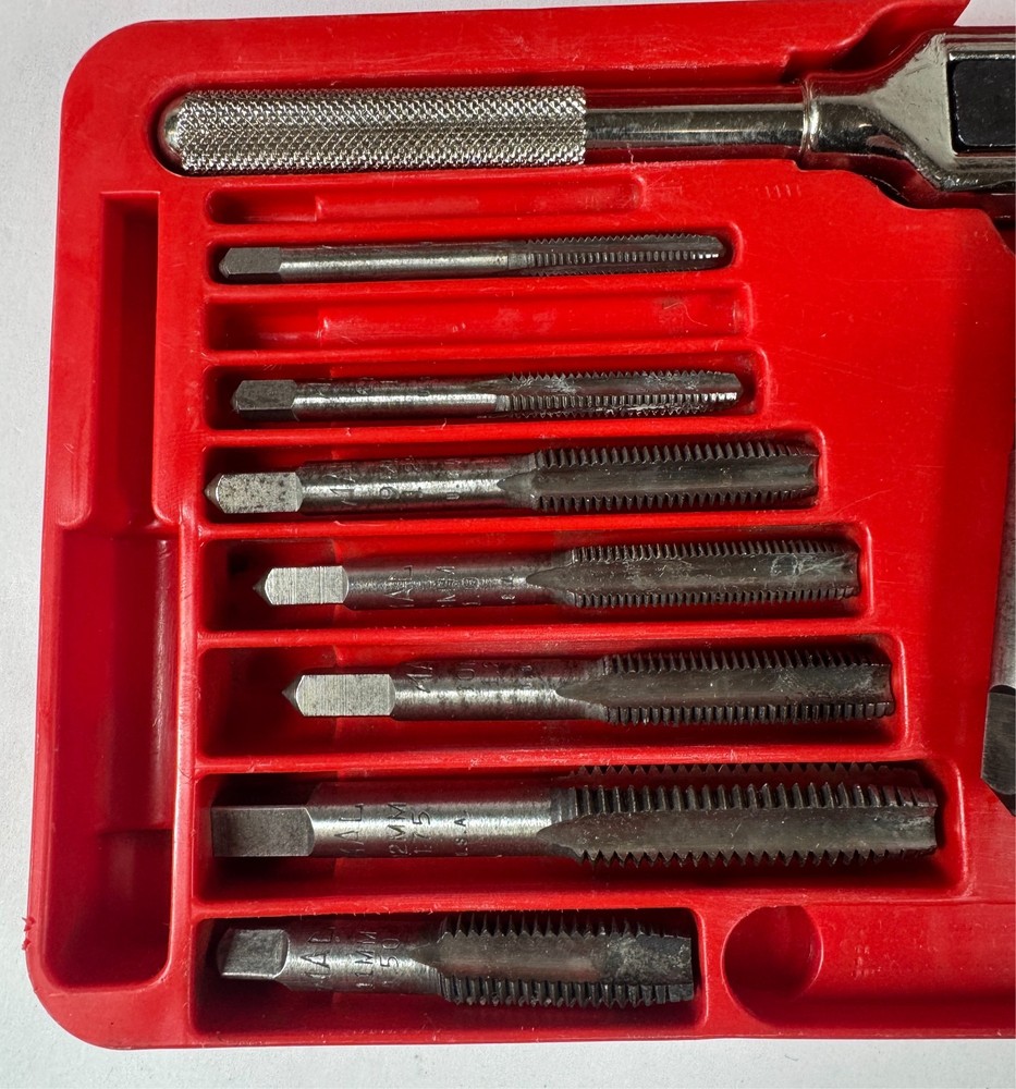 MAC Tools METRIC #8017TS 8017TS Tap & Die Threading SET Incomplete Cleaned
