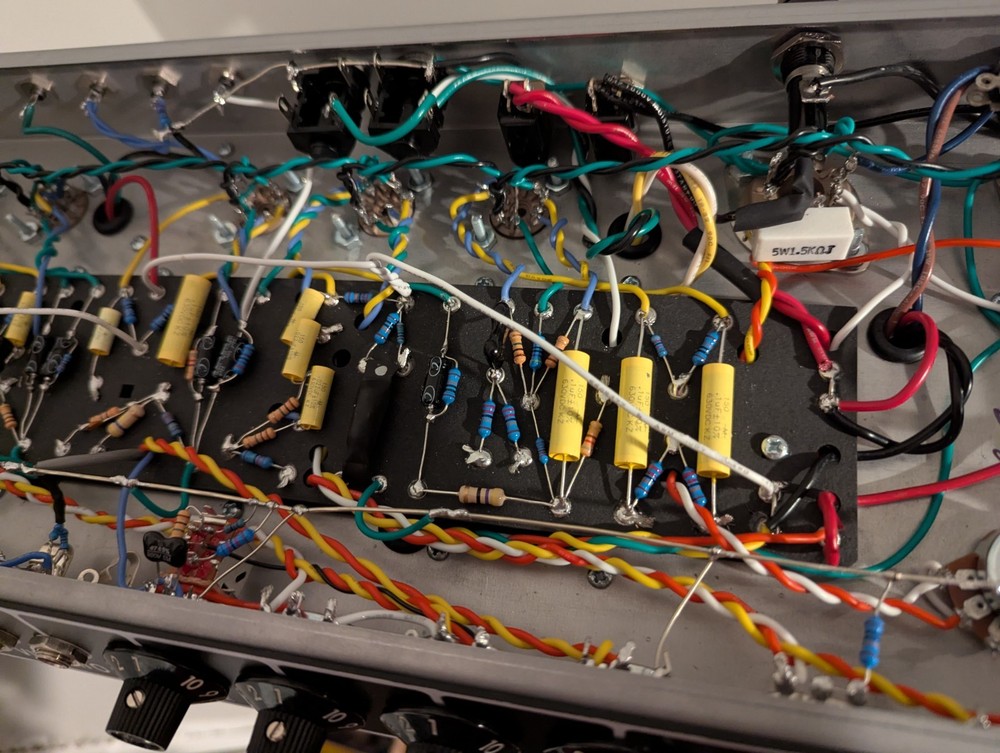 Deluxe Reverb clone chassis-only