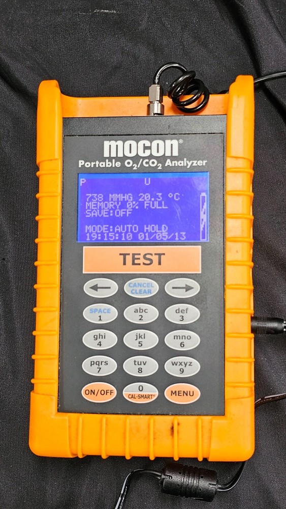 MOCON PAC CHECK 325 Hand-held O2 & CO2 Analyzers -TOOL ONLY-  READ DESCRIPTION