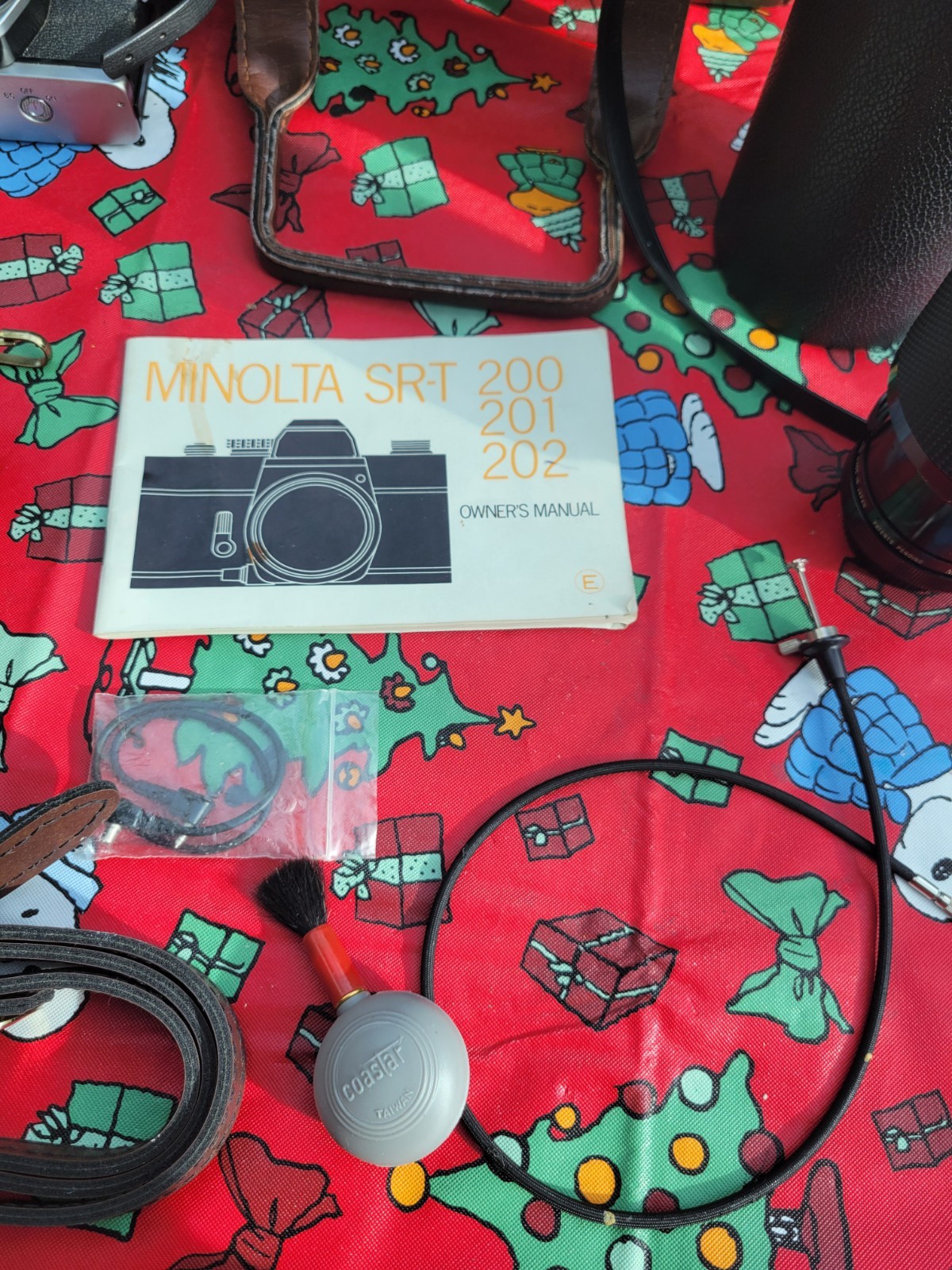 Vintage Minolta SR-T Camera with 2x lens and Vivitar 70-210mm lens