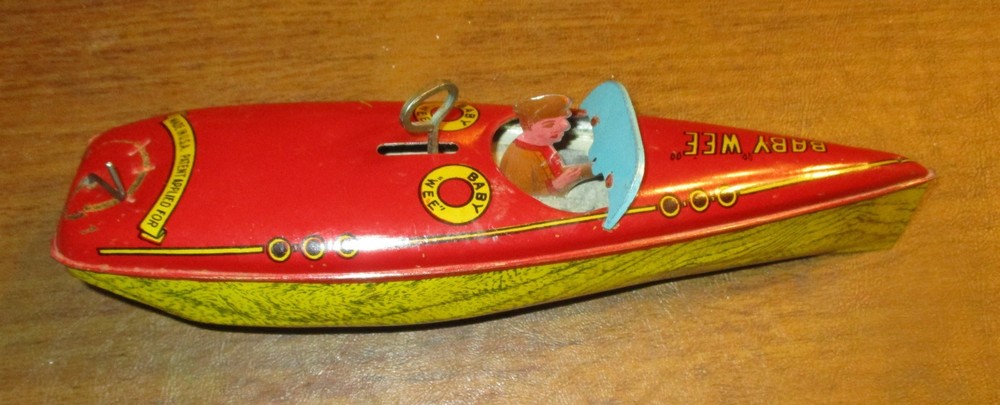 BABY WEE BOAD FROM THE 1930s
