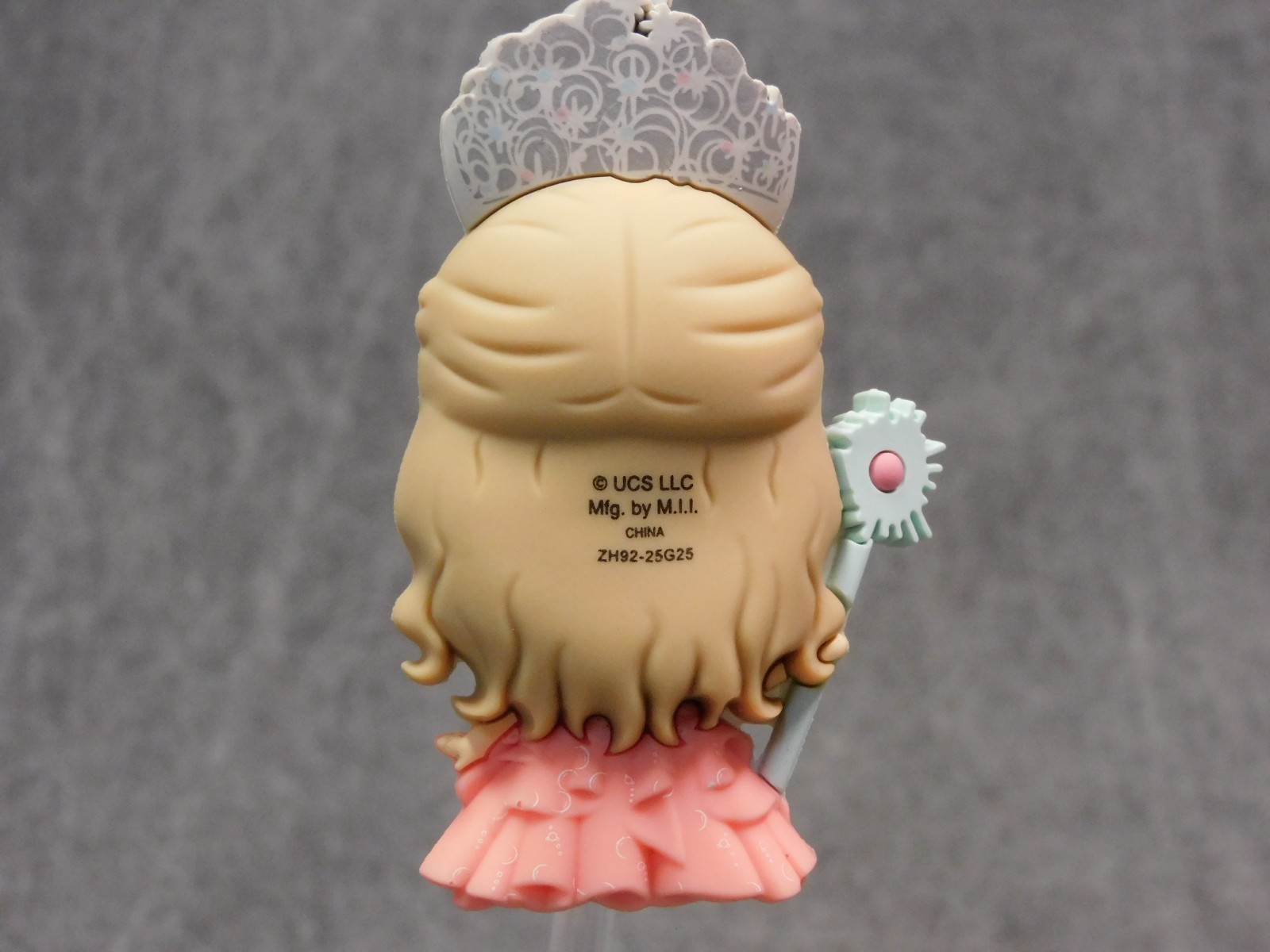 Wicked NEW * Glinda Clip * Blind Bag Key Chain Series 1 Monogram