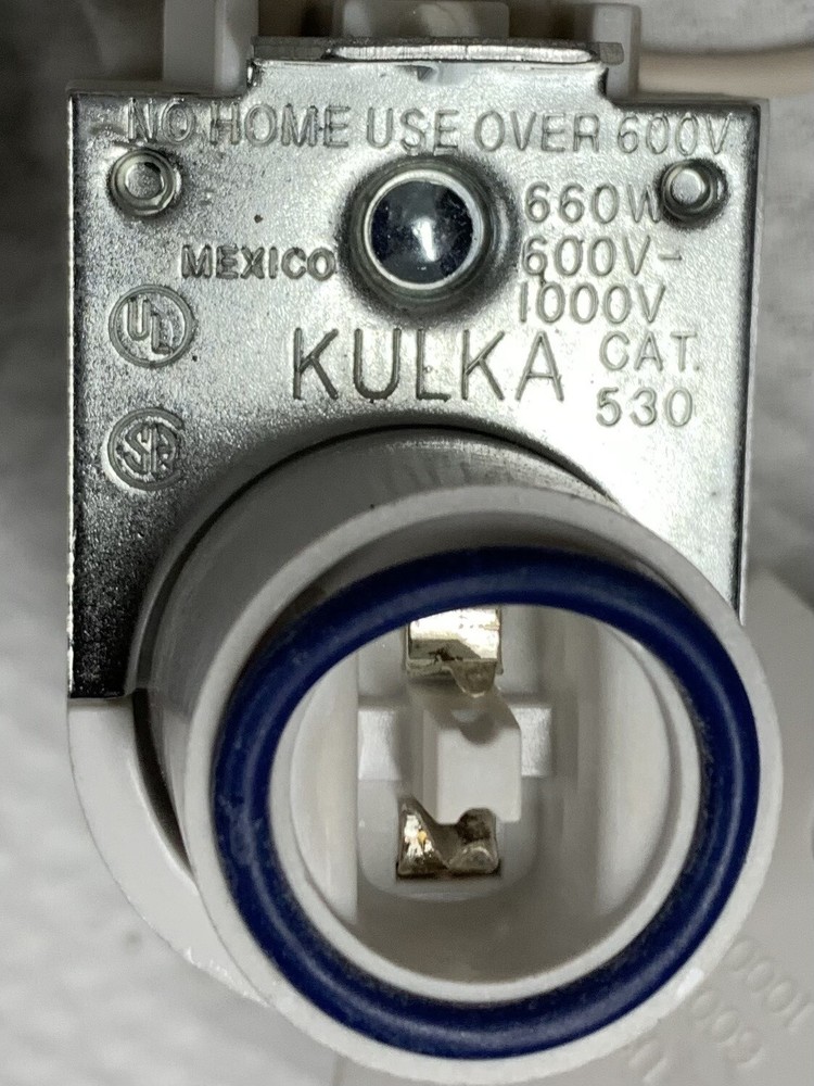 KUKLA light bulb HO socket  530 W/spring