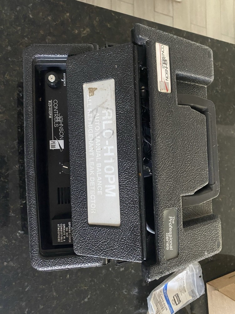 Johnson Controls RLD-H10PM Halogen Gas Leak Detector