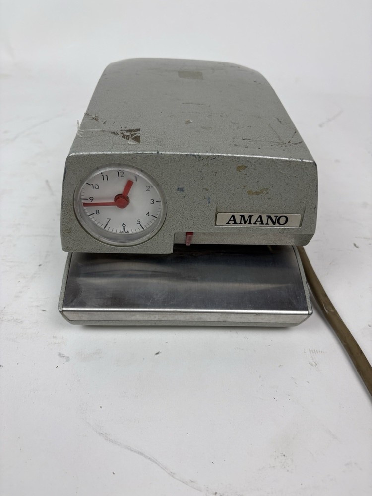 Vintage  Amano Timeclock Model 4136 NO Key Tested