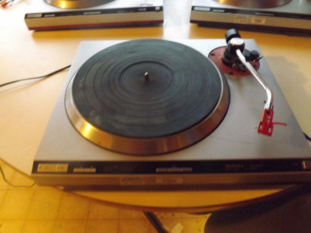 Technics Quartz Direct Drive SL-150mk2
