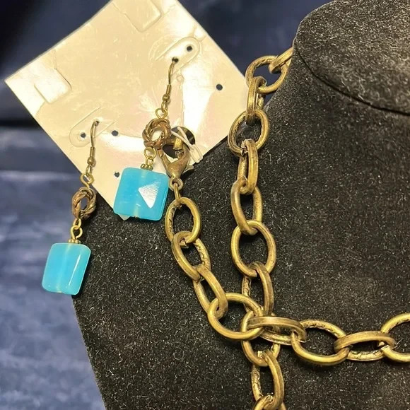 NWT Jewelry Set
