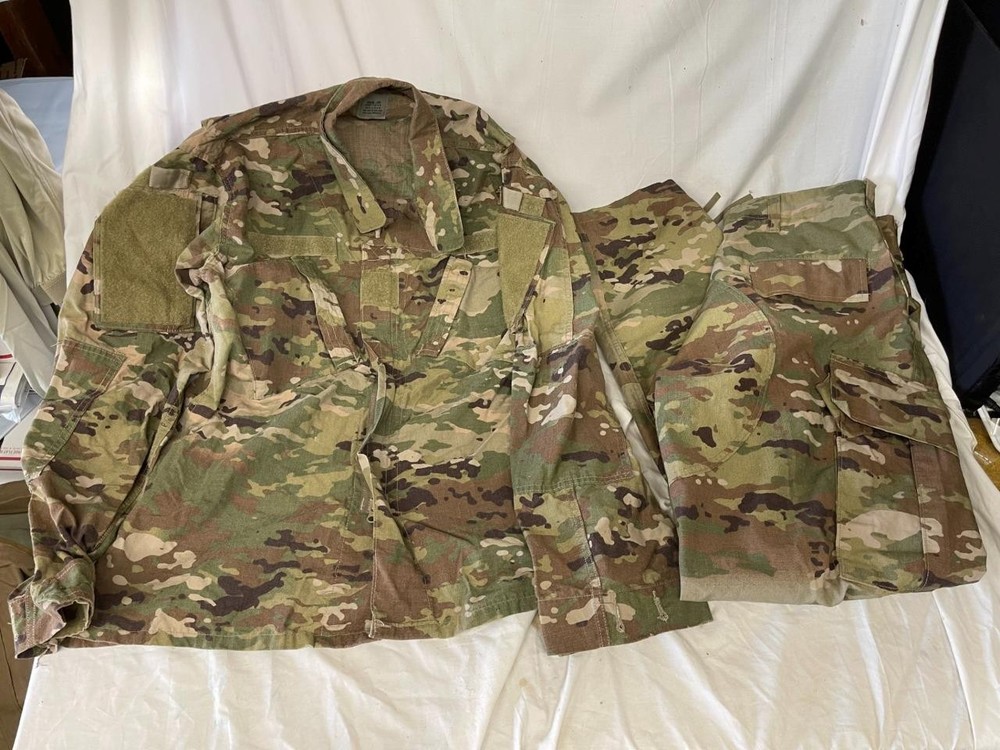NEW ARMY ISSUE MULTICAM UNIFORM SET MEDIUM/SHORT TOP & PANTS FLAME RESISTANT