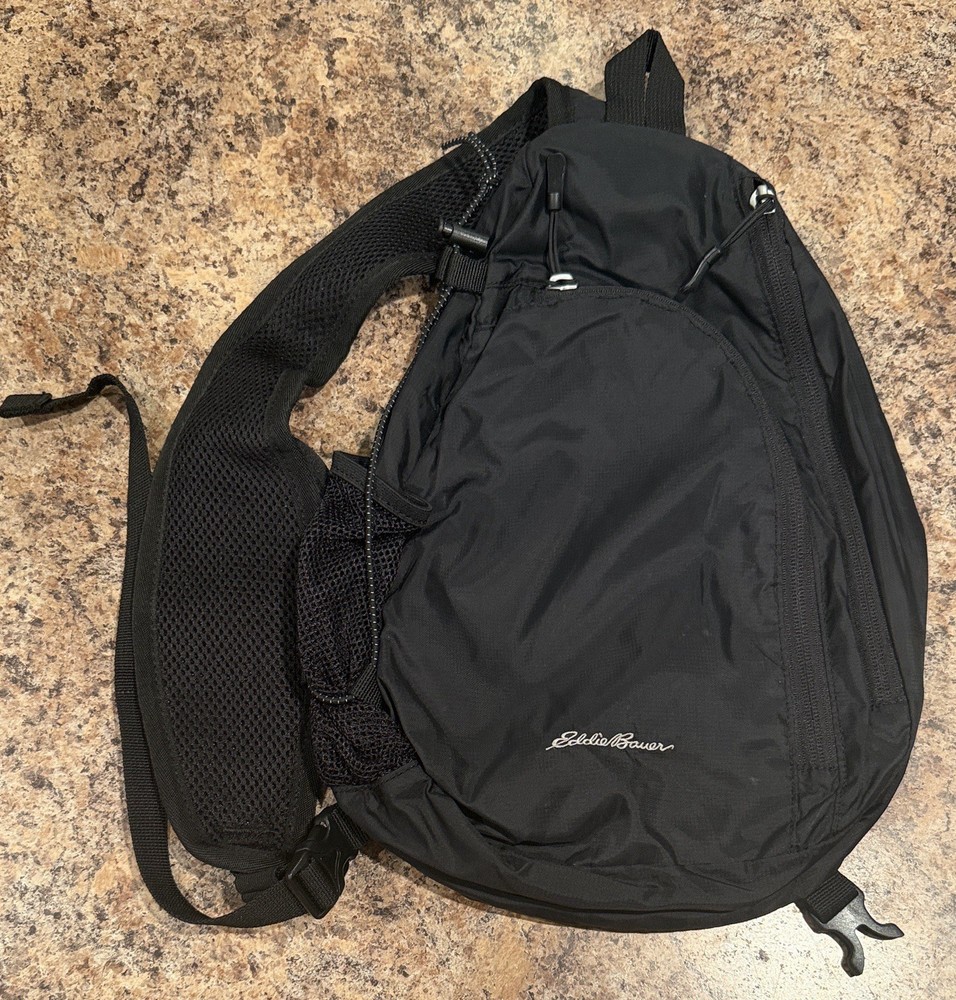 Eddie Bauer Black Nylon Zip Daypack Backpack Hiking Camping Adjustable Strap