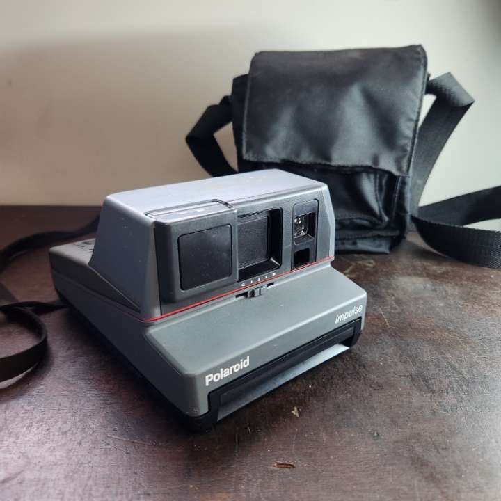 Polaroid Impulse Instant Camera Auto Focus Built In Flash With Case Untested