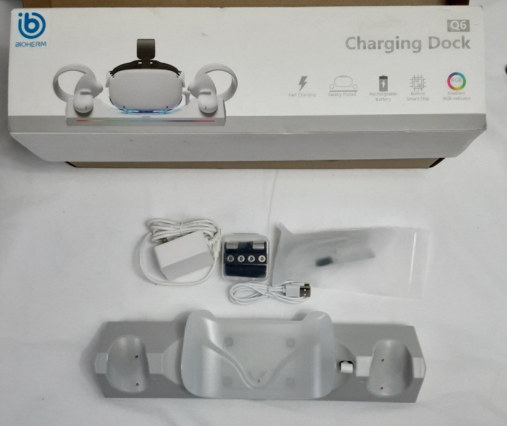 New, RGB AIOHERM Quest 2 VR Headset & Controller Charging Dock