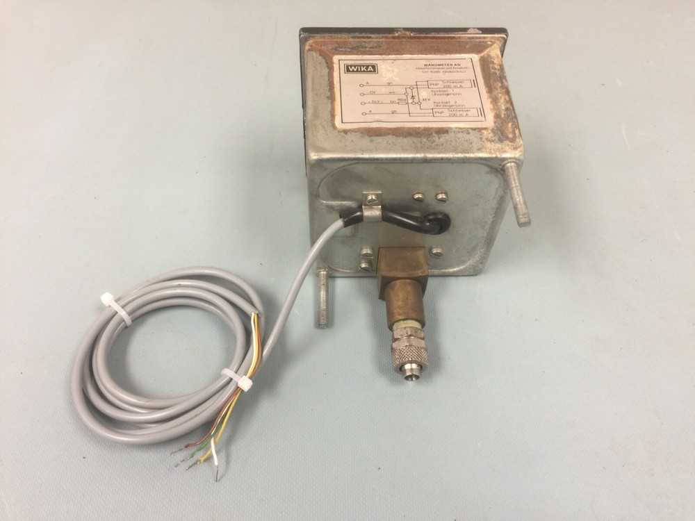 Wika vacuum gauge