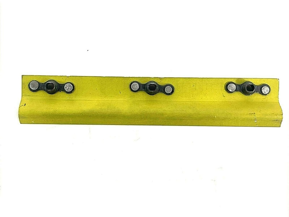 5918715-8 Lens Retainer