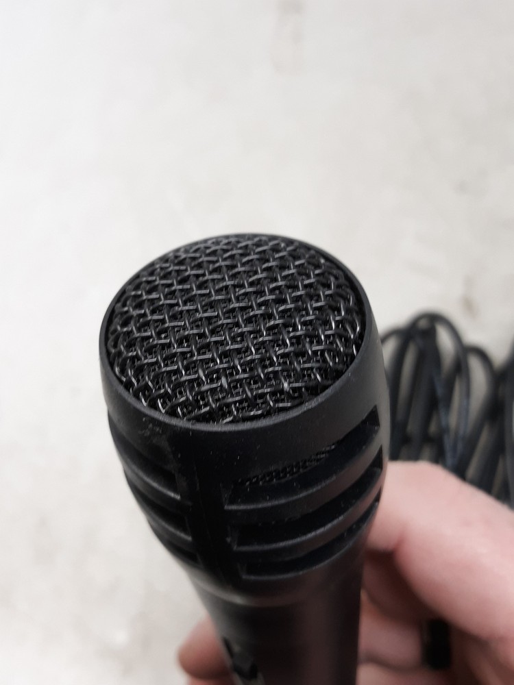 Dynamic Microphone w/ XLR Cable On/Off Switch Low Noise