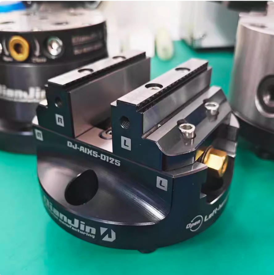 Four & Five Axis Machining Integral Self-centering Concentric Vice DJ-AIX5-D125