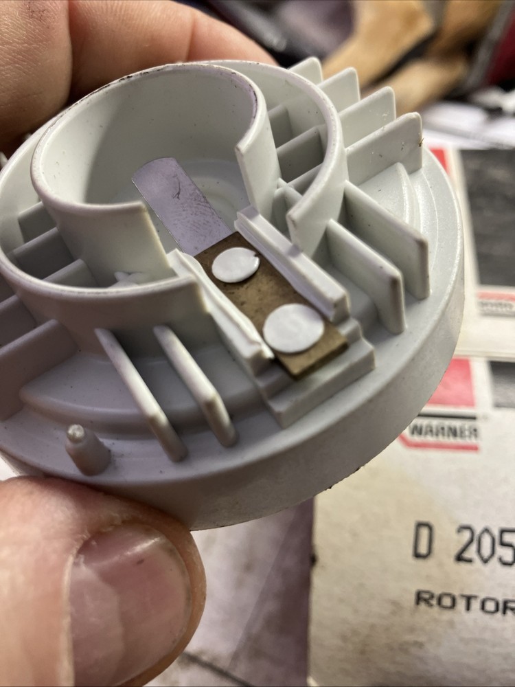 NOS BORG WARNER DISTRIBUTOR ROTOR D205P
